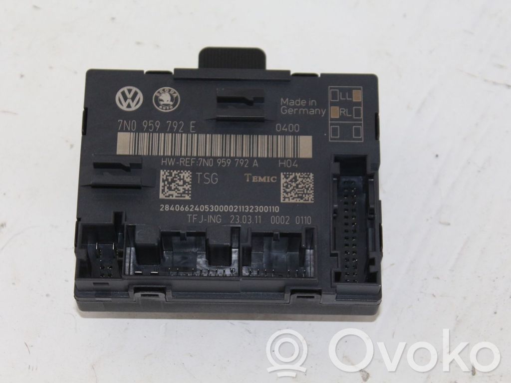 Seat Alhambra (Mk2) Door control unit/module 