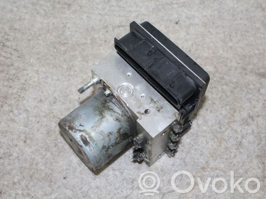 Subaru Outback ABS bloks 