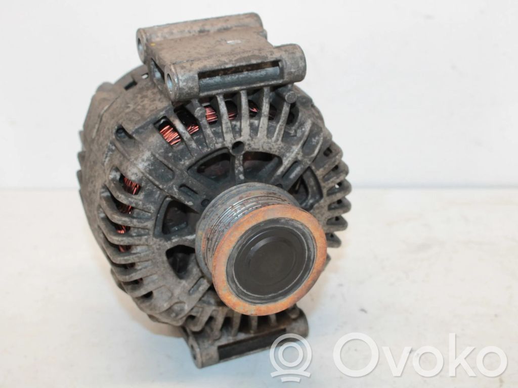 Audi A4 S4 B6 8E 8H Generatorius 