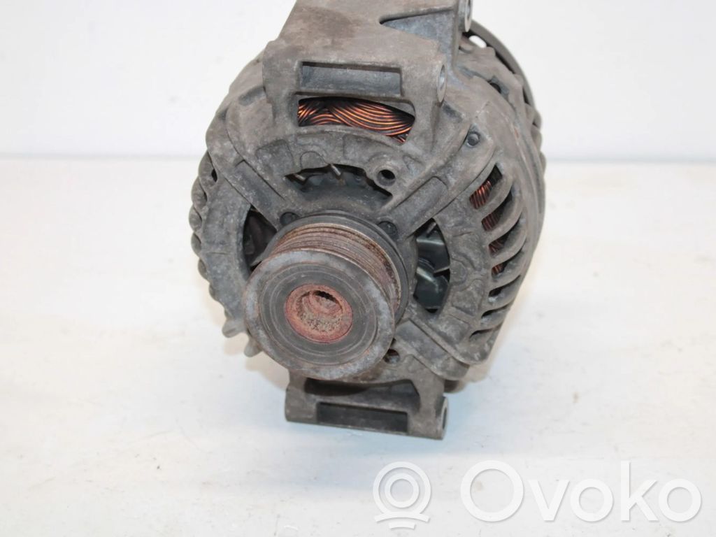 Audi A4 S4 B6 8E 8H Ģenerators 