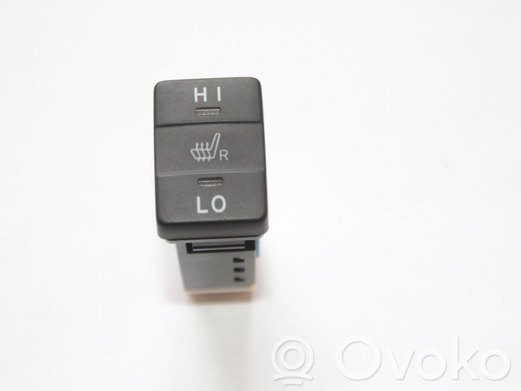 Toyota RAV 4 (XA40) Seat heating switch 