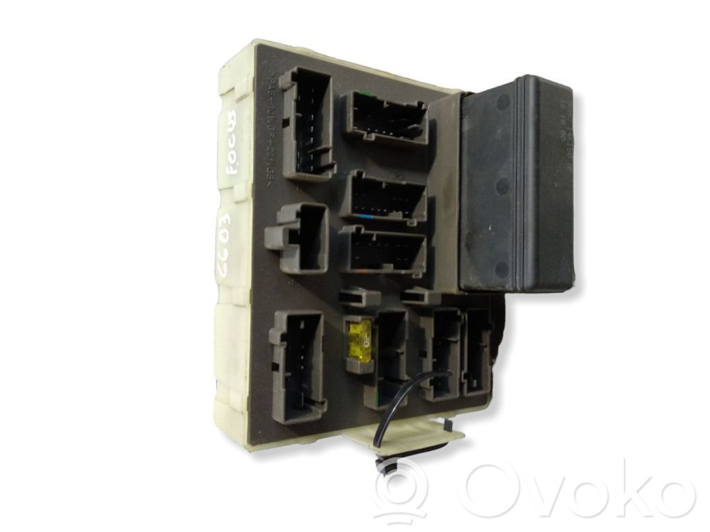Ford Focus Fuse module 