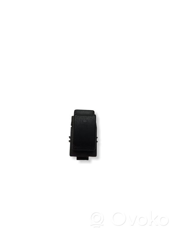 Toyota Corolla Verso E121 Electric window control switch 