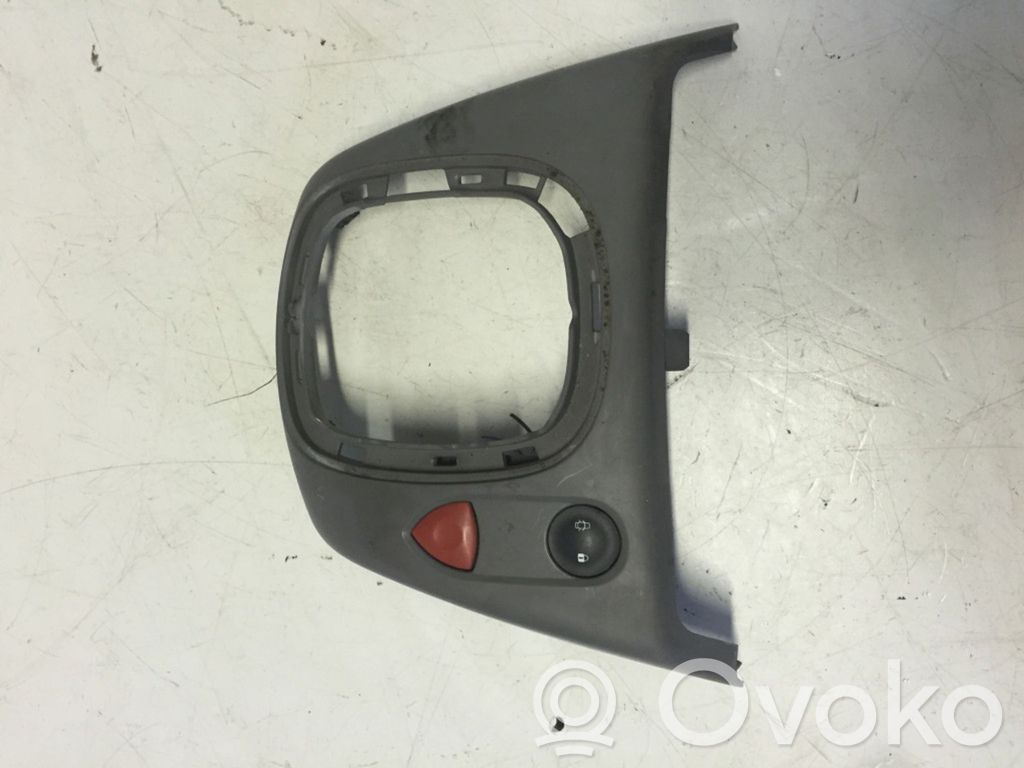Renault Scenic II -  Grand scenic II Hazard light switch 