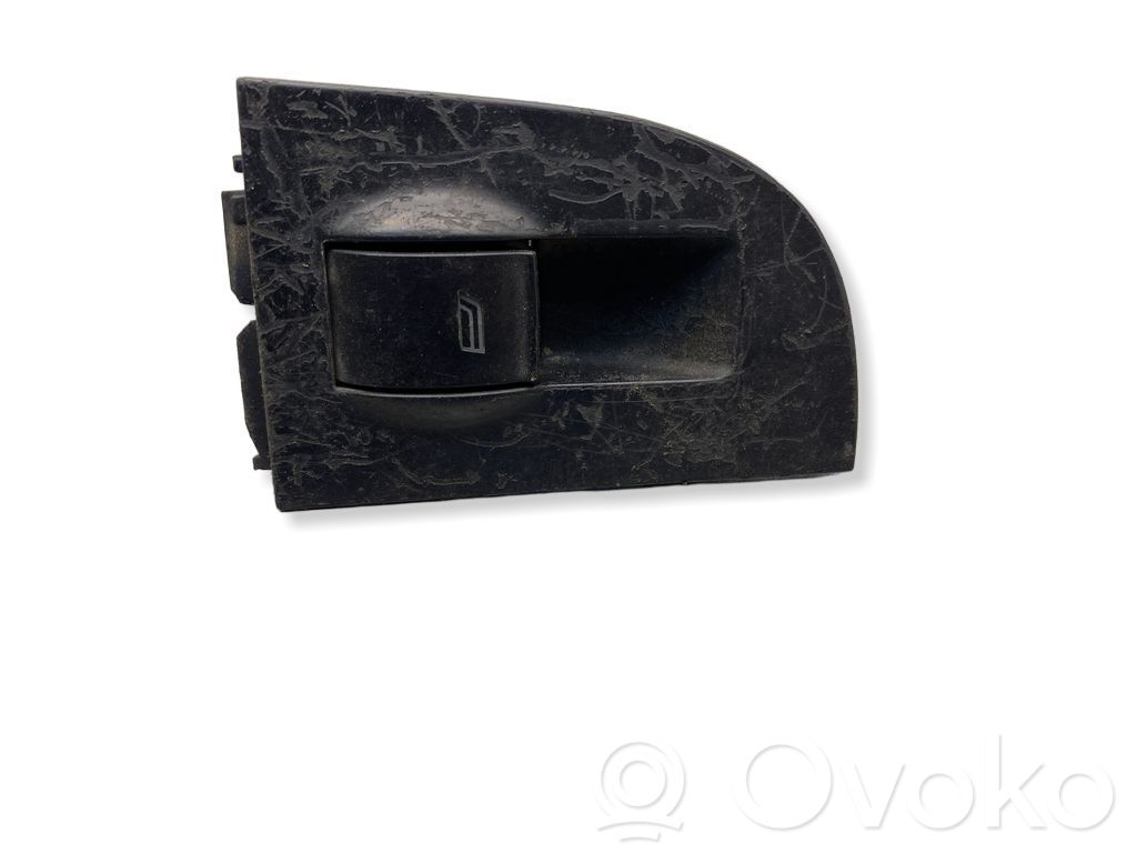 Audi A6 S6 C5 4B Electric window control switch 