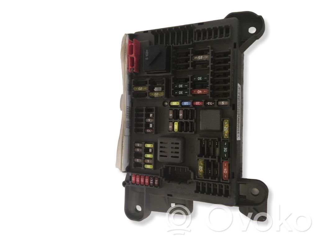 Fuse module   693168703