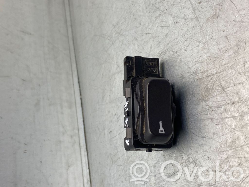Saab 9-5 Central locking switch button 