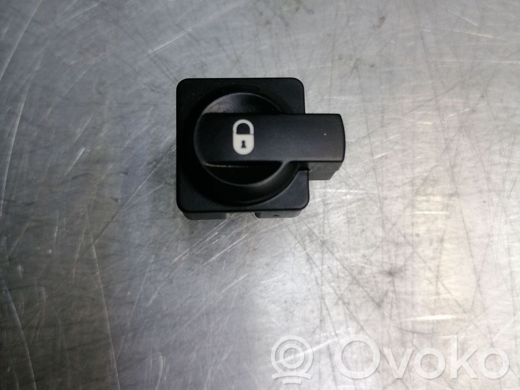 Citroen C4 I Central locking switch button 