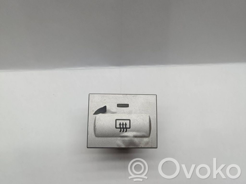 Ford Focus Windscreen/window heater switch 