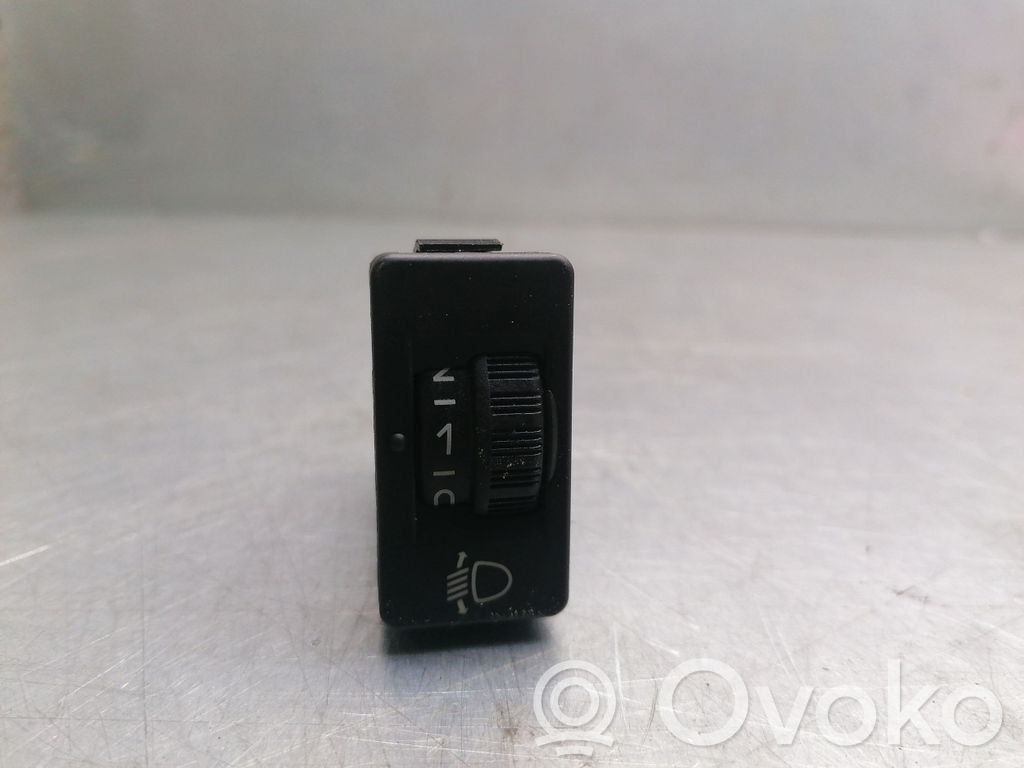 Citroen C4 I Headlight level height control switch 