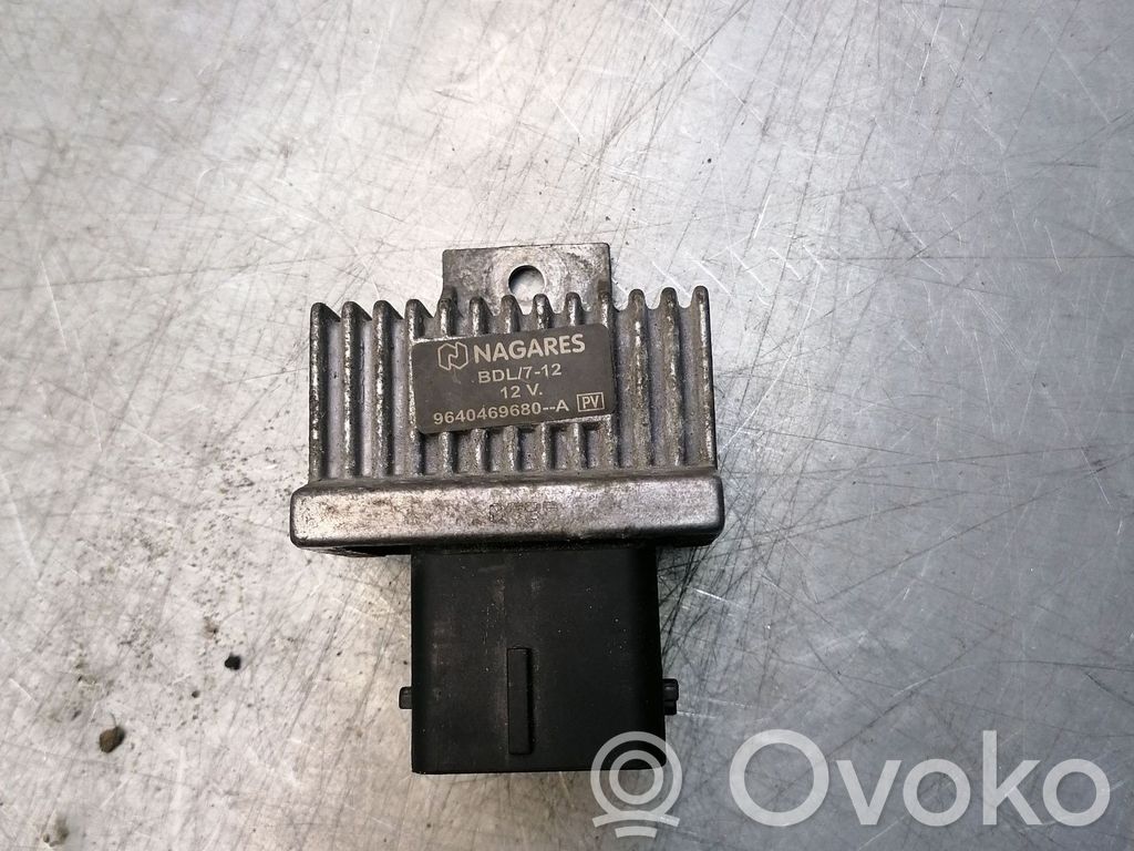 Renault Scenic II -  Grand scenic II Glow plug pre-heat relay 