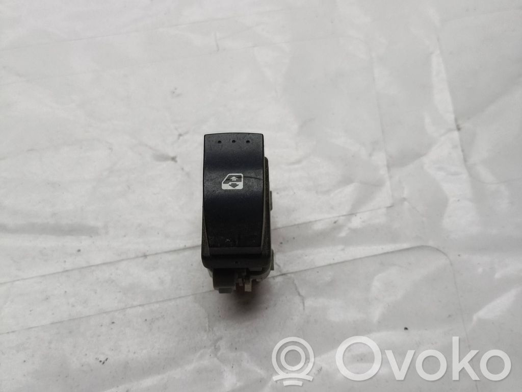 Przyciski szyb   15605540