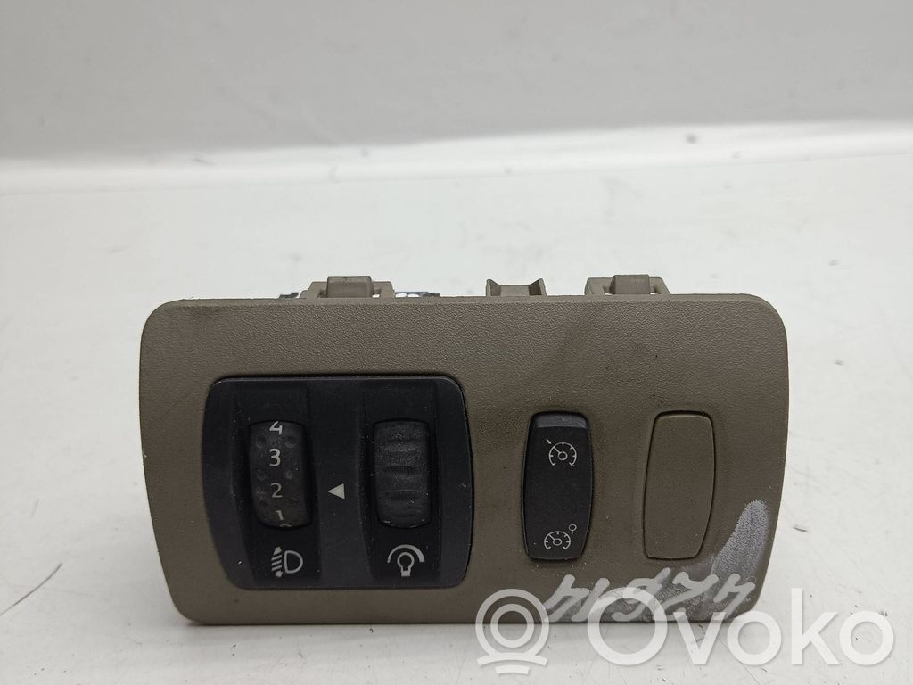 Renault Clio III Headlight level height control switch 