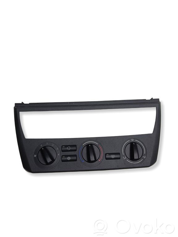 BMW X3 E83 Climate control unit 