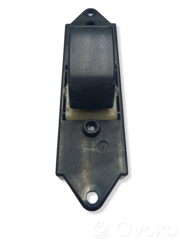 Mitsubishi Colt CZ3 Electric window control switch 
