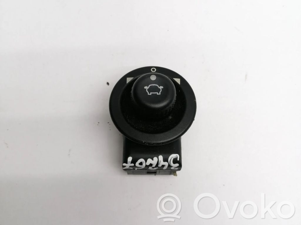 Ford Transit -  Tourneo Connect Wing mirror switch 