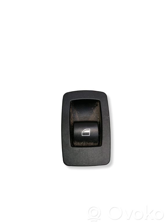 Electric window control switch   6945874