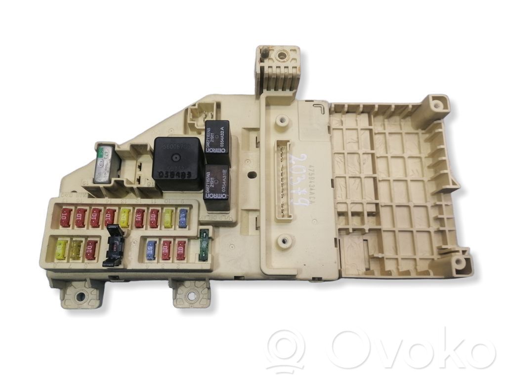 Chrysler Sebring (ST-22 - JR) Fuse module 