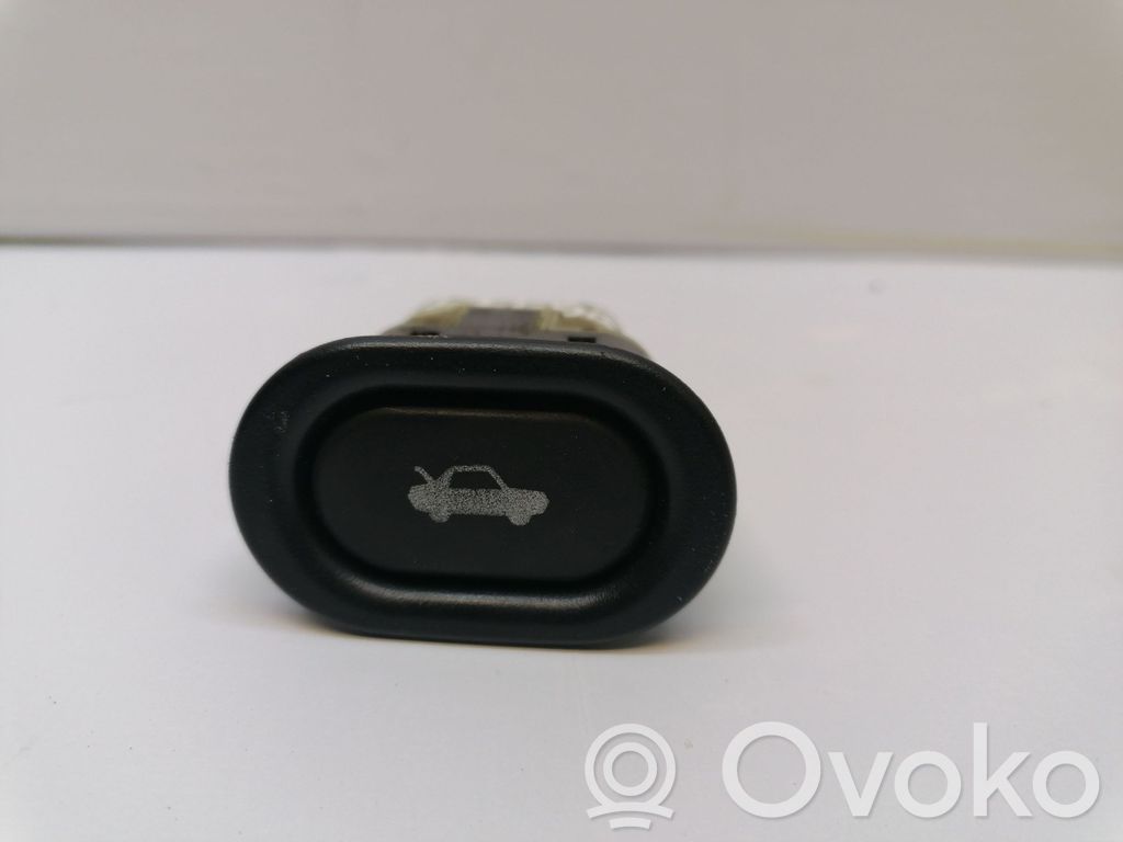 Saab 9-5 Tailgate opening switch 