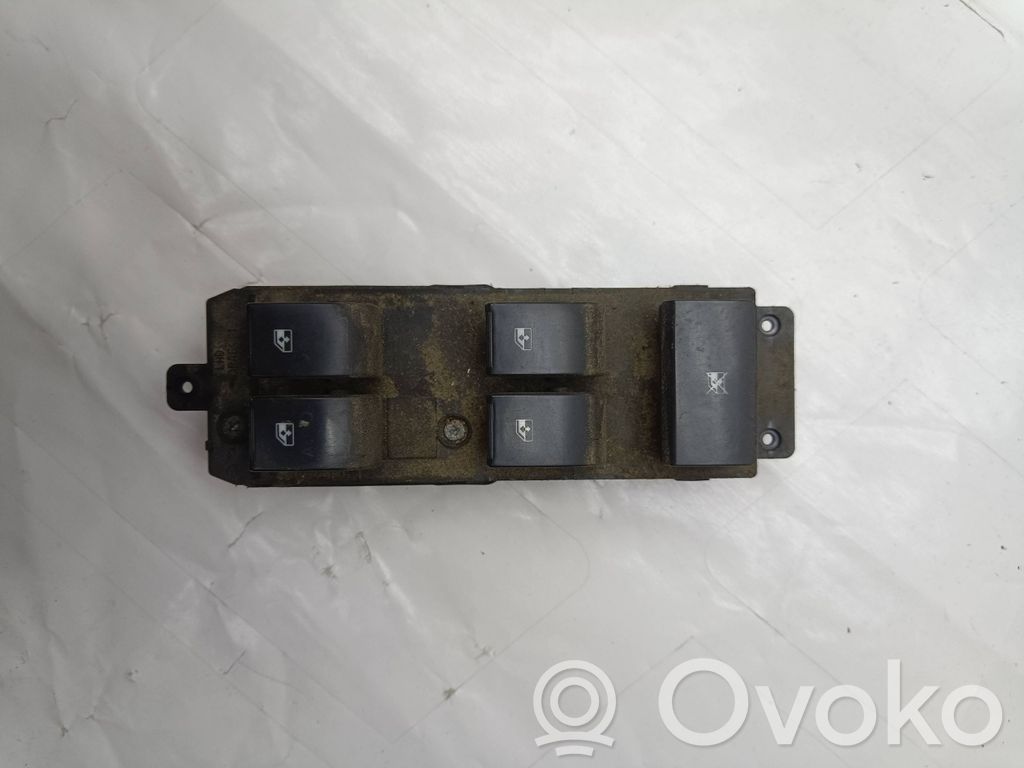 Opel Antara Electric window control switch 