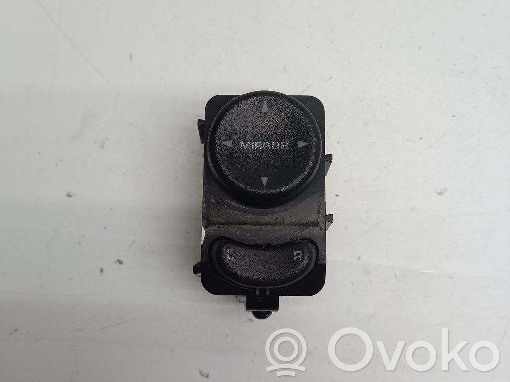 Dodge Caravan Wing mirror switch 