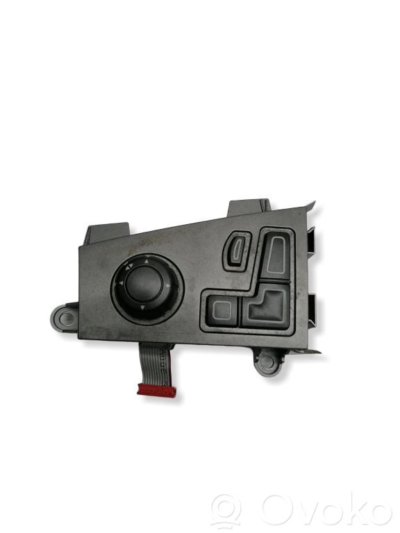 Seat control switch   618382,53285904