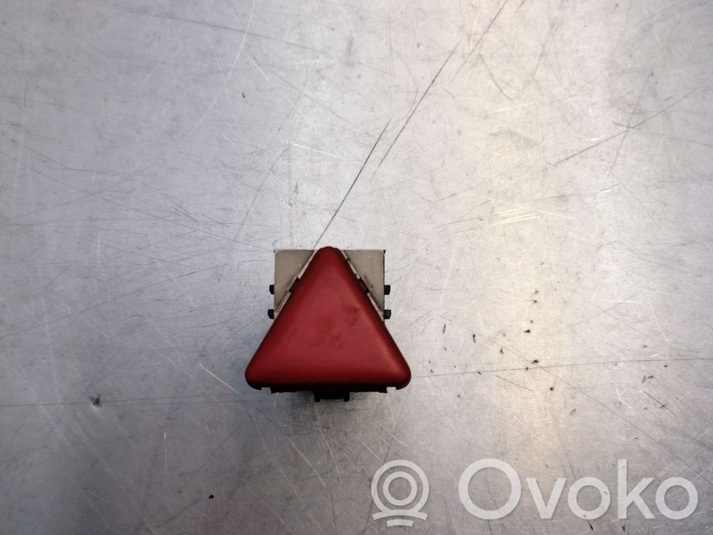 Volkswagen Golf V Hazard light switch 