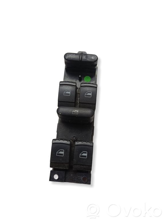 Skoda Superb B5 (3U) Electric window control switch 