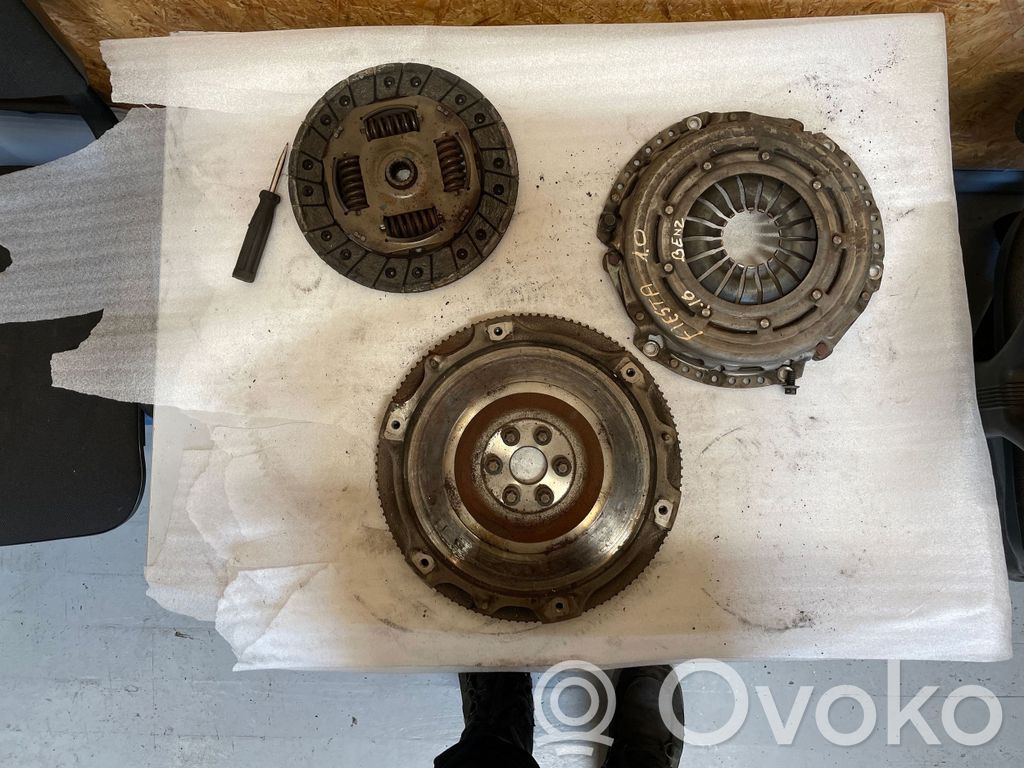 Ford Fiesta Sajūga komplekts 