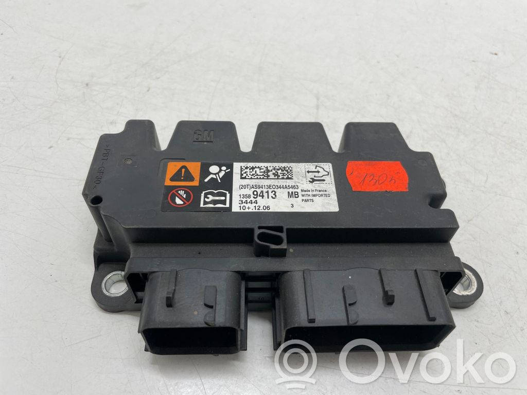Opel Astra K Airbag control unit/module 