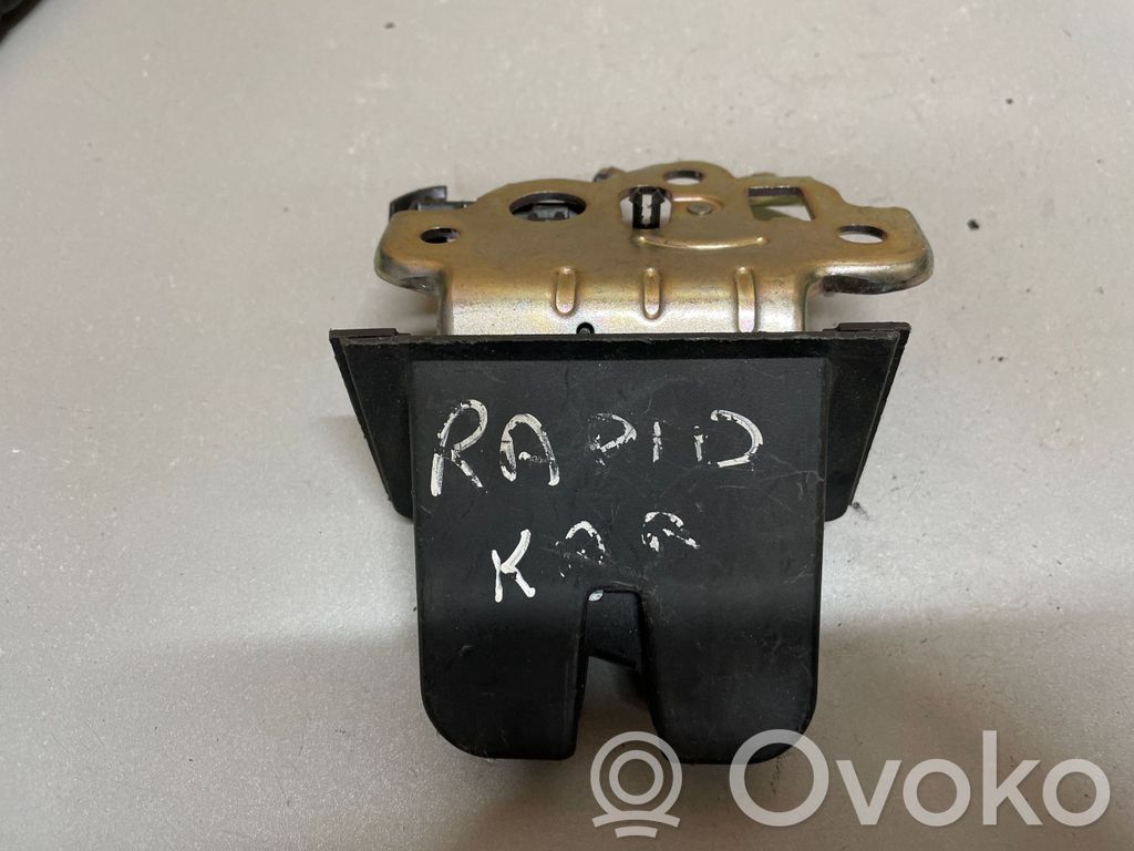Skoda Rapid (NH) Bagažinės spyna 