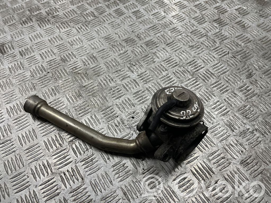 Mercedes-Benz E W210 Zawór EGR 