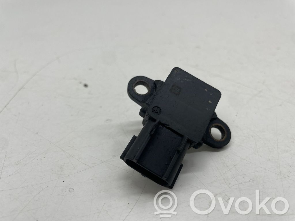 Opel Zafira B Air pressure sensor 