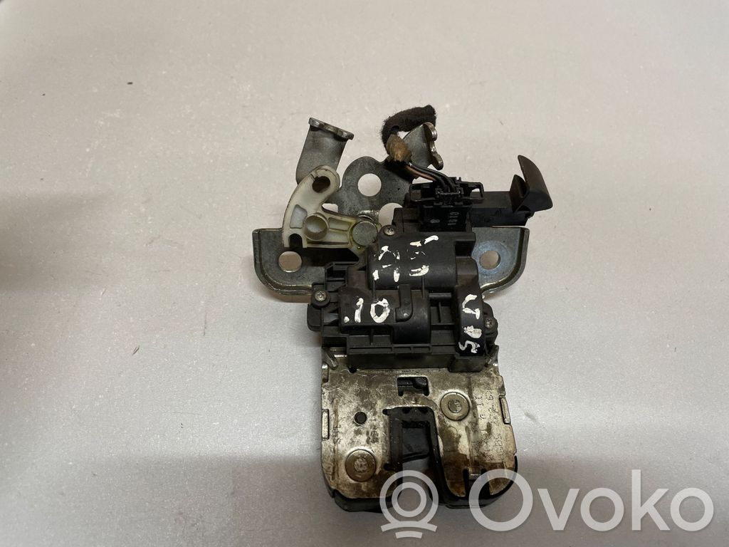 Audi A5 8T 8F Loading door lock 