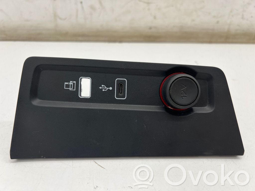 MG ZS USB jungtis 