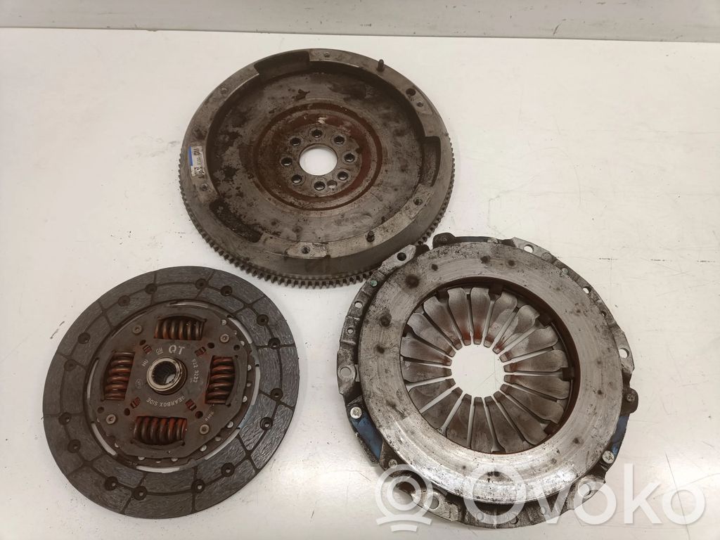 Opel Astra K Sankabos komplektas 