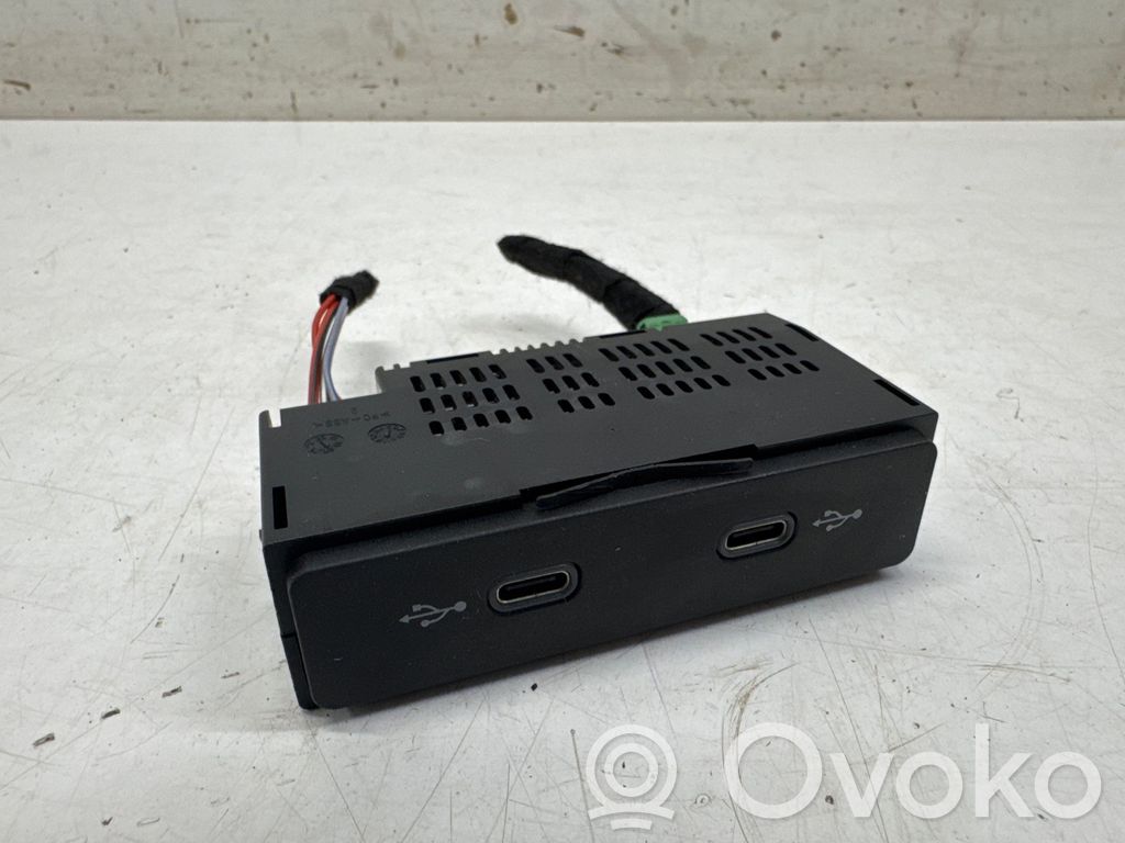 Seat Arona Enchufe conector USB 
