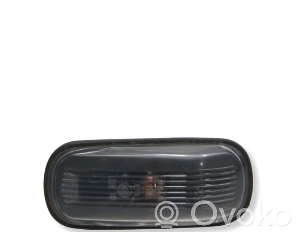 Saab 9-5 Front fender indicator light 