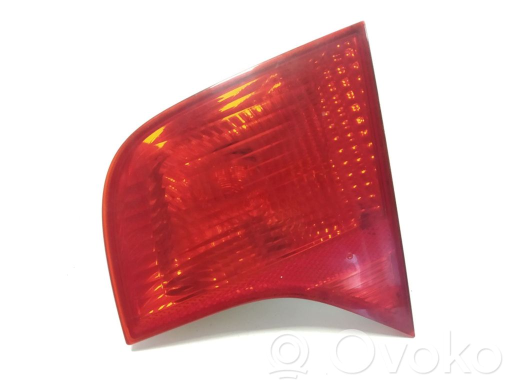 Lampy tylnej klapy bagażnika   96503802,965294