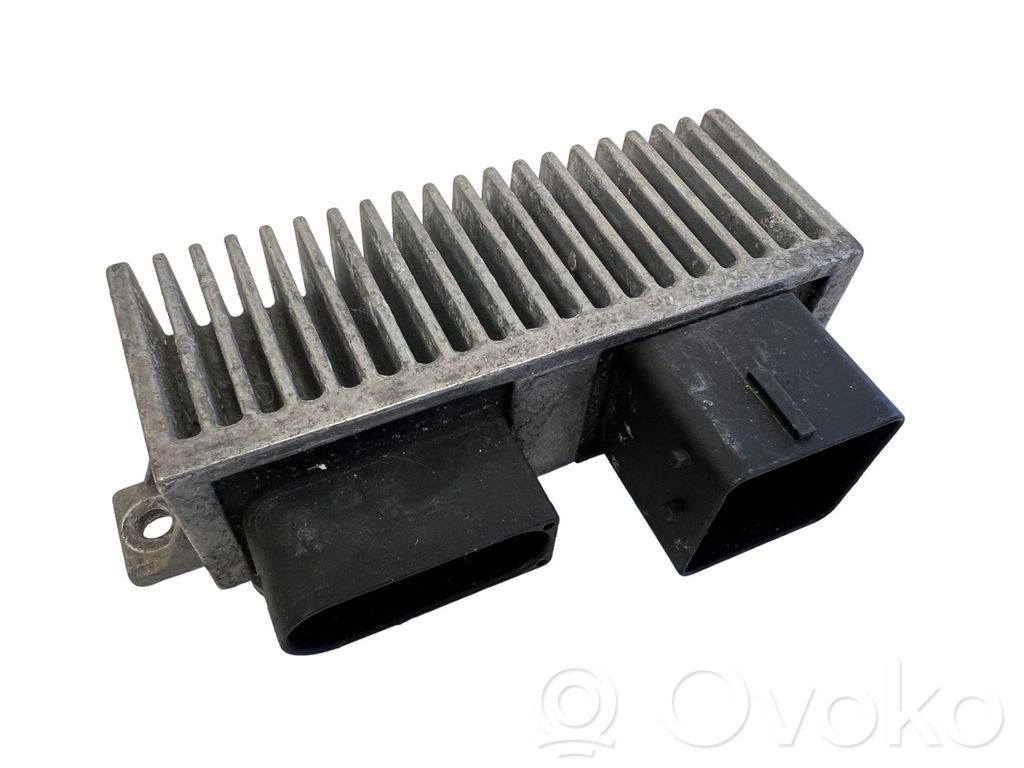 Renault Megane III Glow plug pre-heat relay 