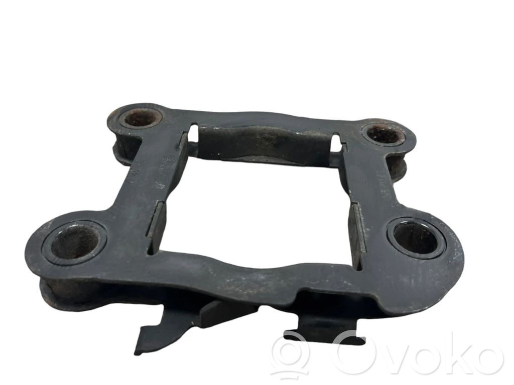 Citroen DS5 Front bumper mounting bracket 