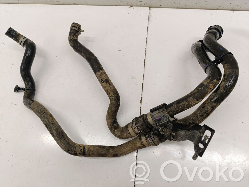 Polestar 2 Engine coolant pipe/hose 