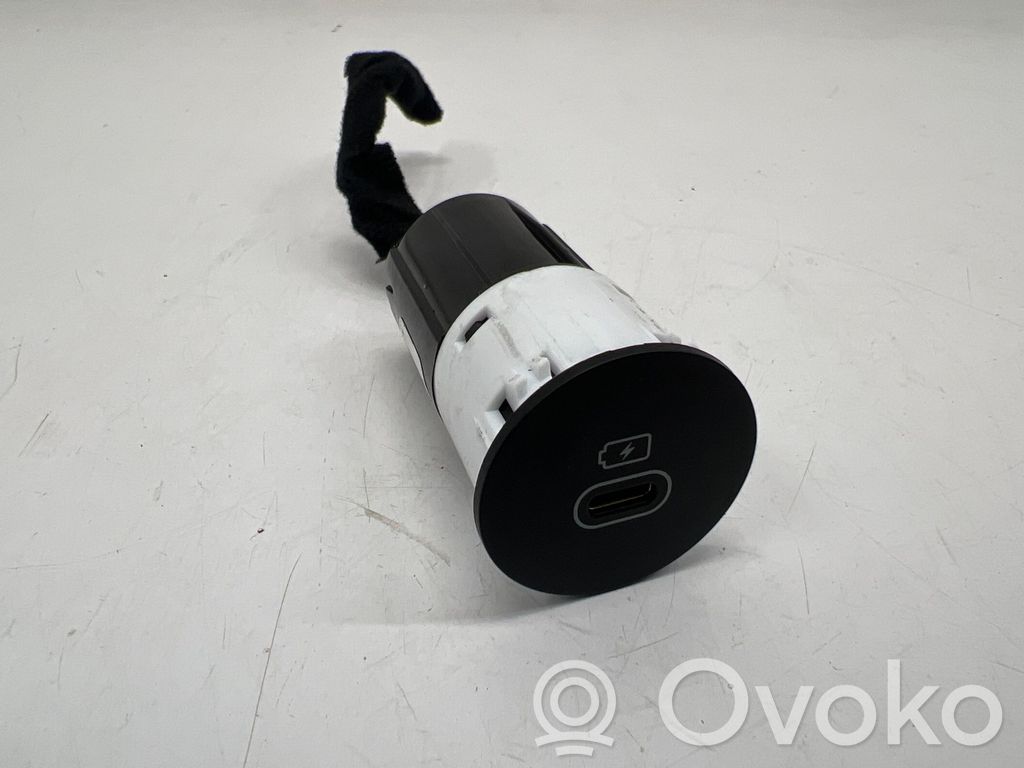 KIA EV6 Enchufe conector USB 