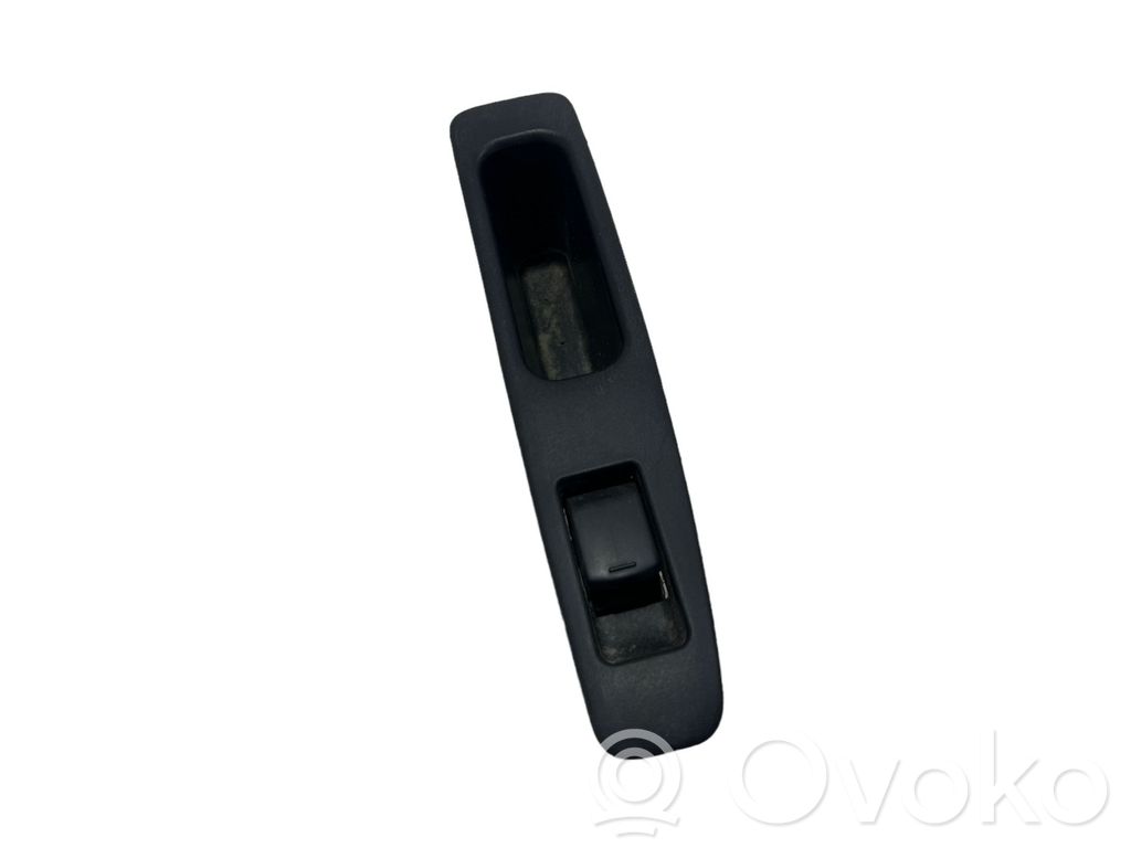 Nissan Qashqai Electric window control switch 