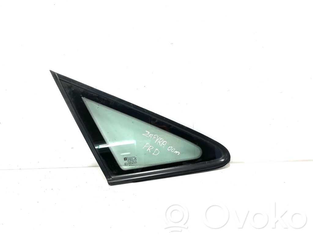 Opel Zafira A Front triangle window/glass 