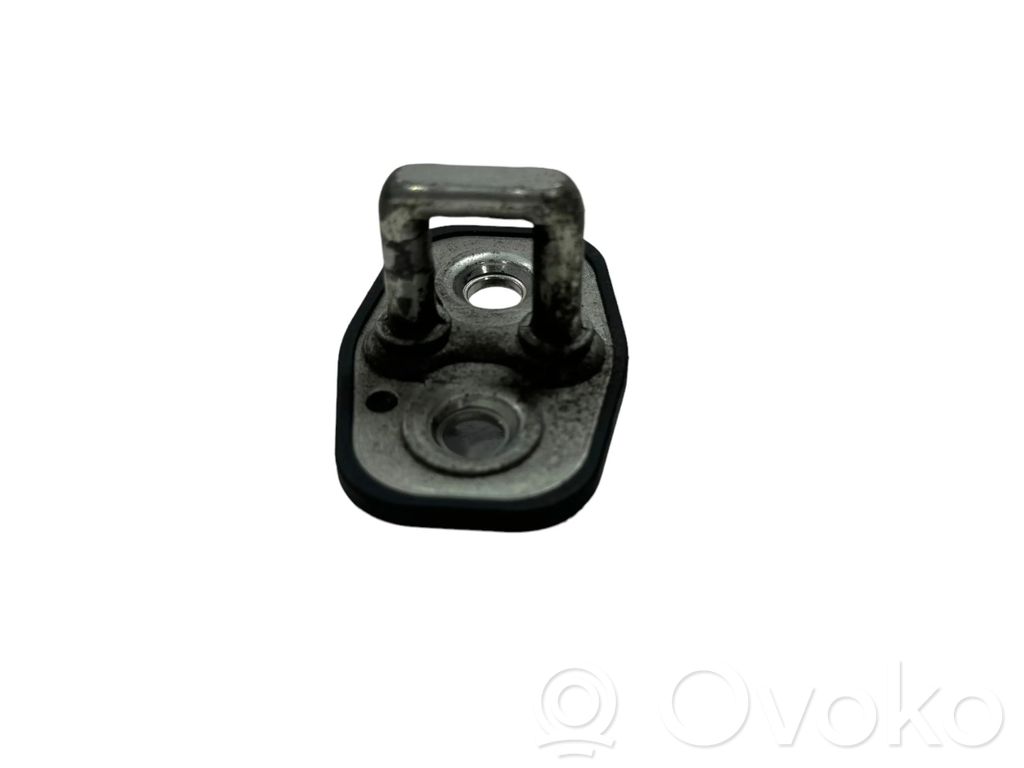 Citroen DS5 Передняя петля замка 