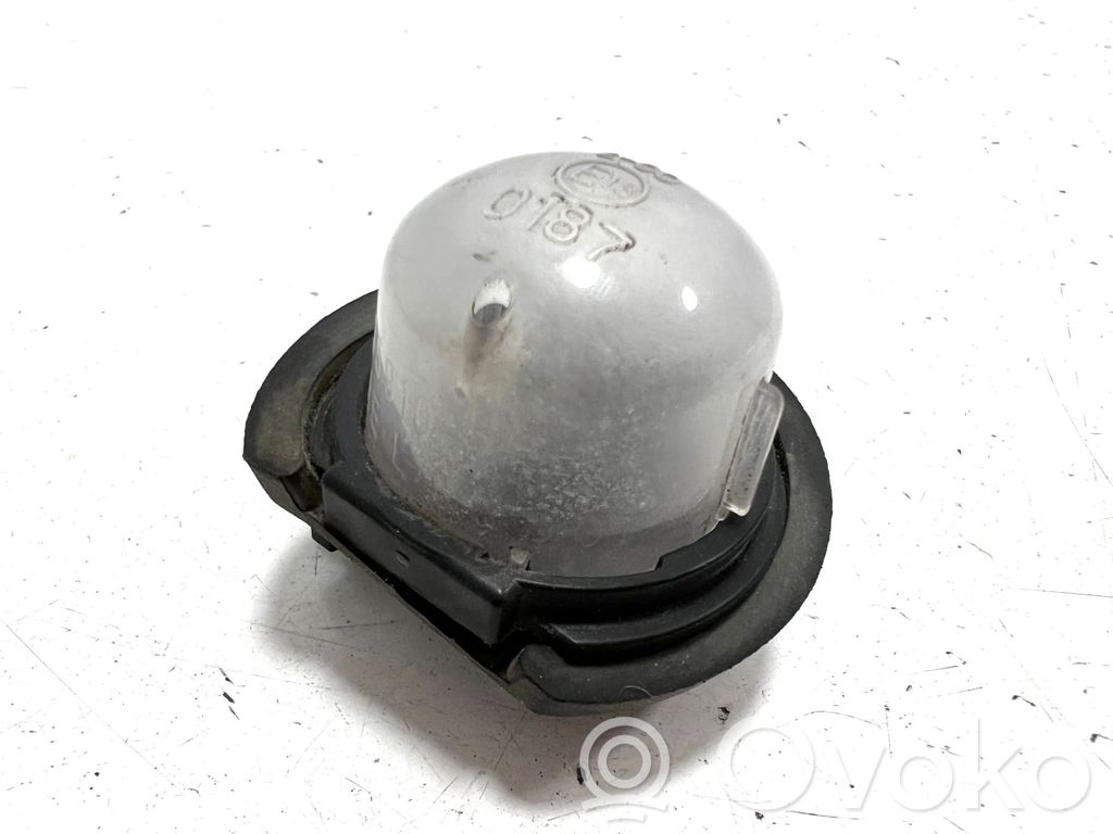 Luce targa   E130187,L00E130187