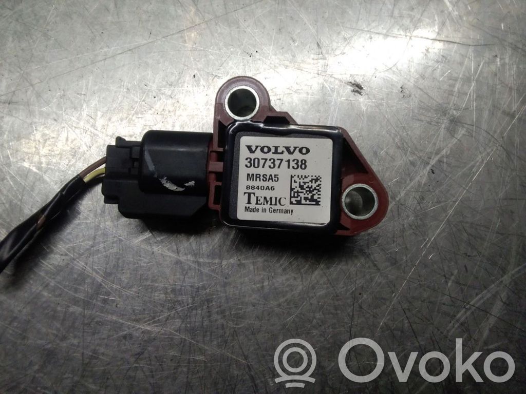 Volvo S40 Airbag deployment crash/impact sensor 