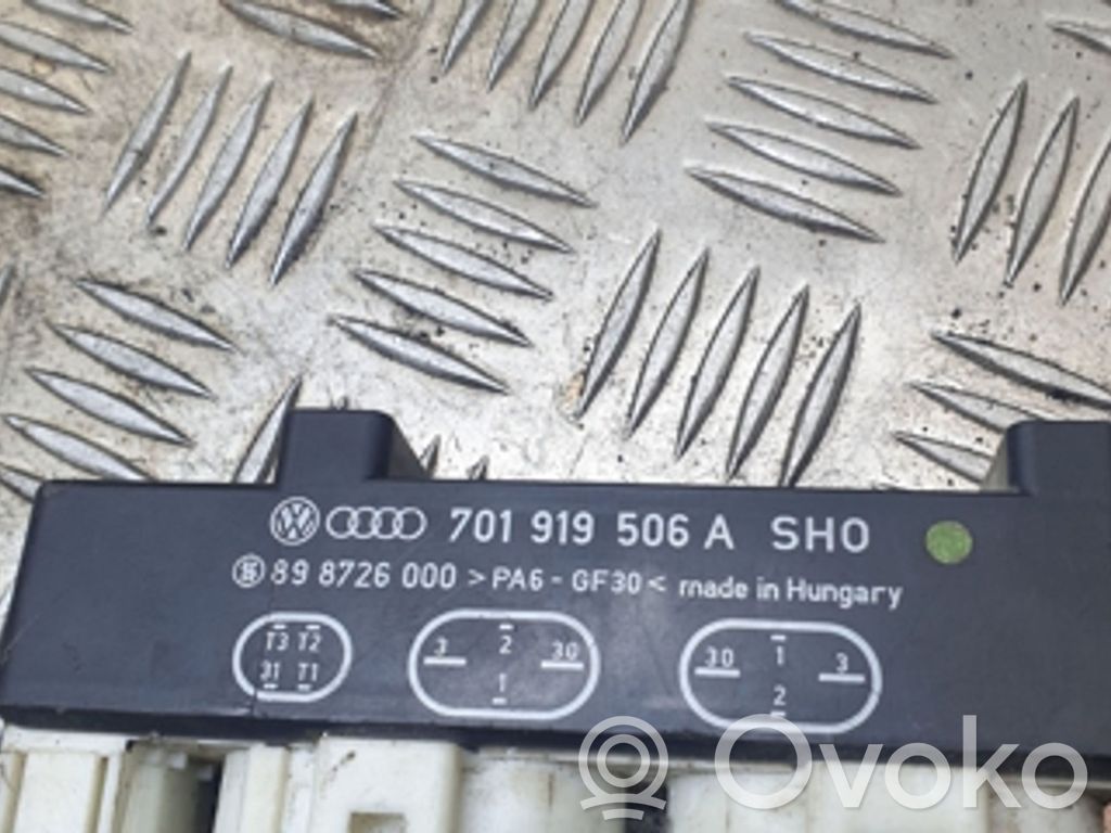 Volkswagen Transporter - Caravelle T4 Coolant fan relay 