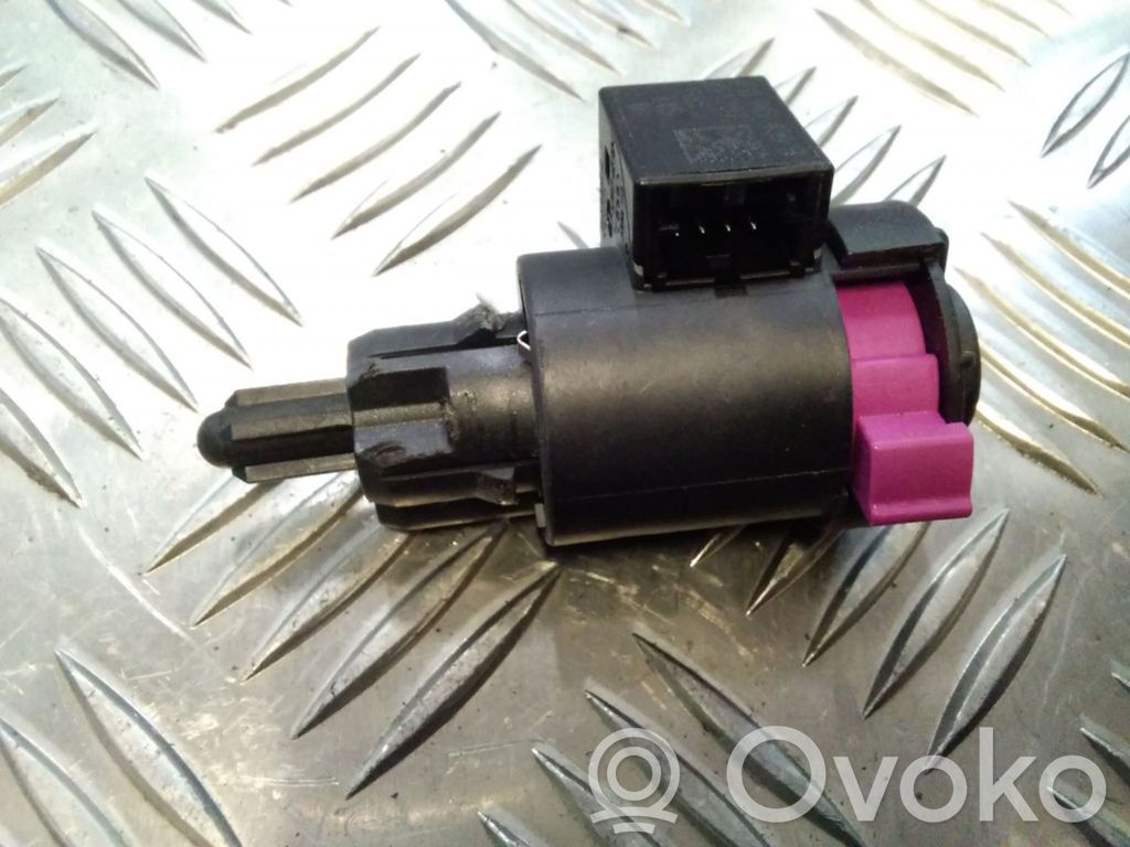 Audi A6 S6 C6 4F Bremzes pedāļa sensors 